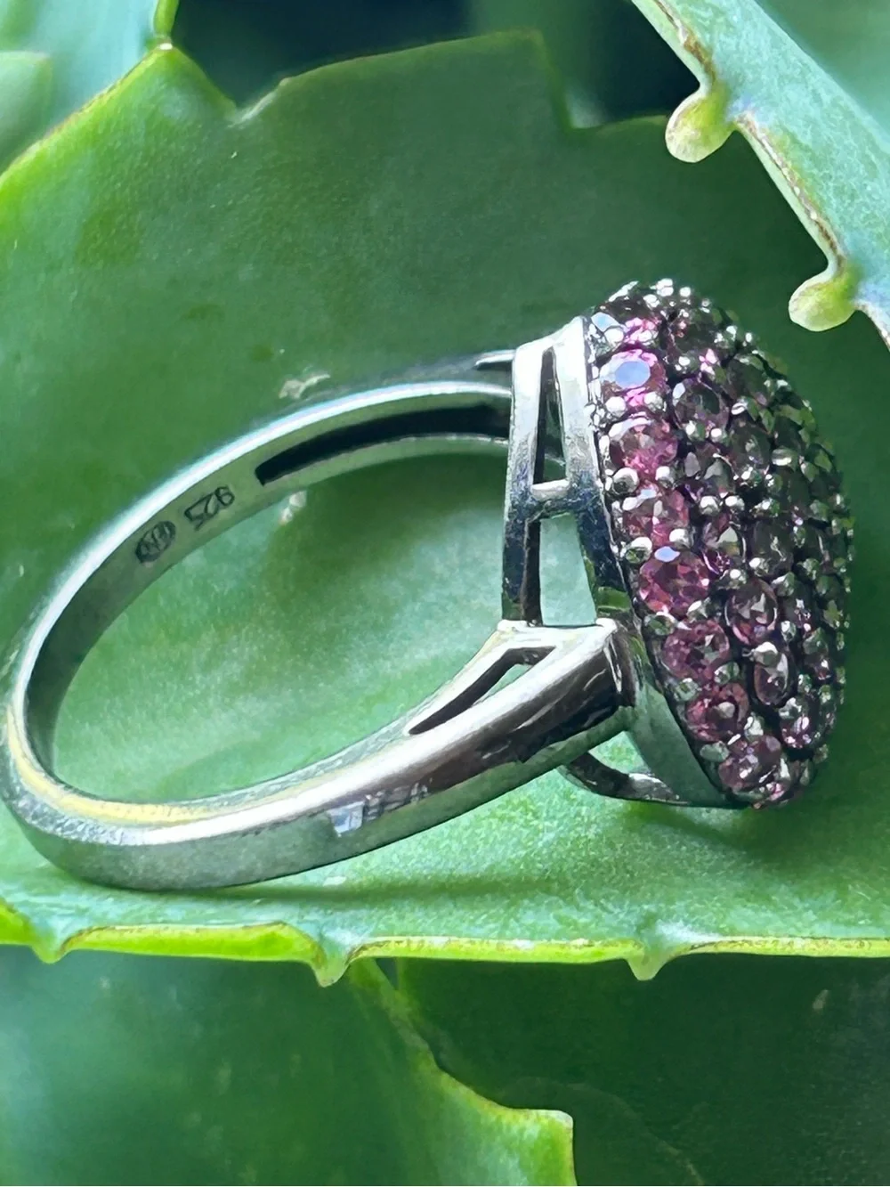 Vintage Heng Nagai black tone Sterling Silver clusters pave ruby love Heart ring